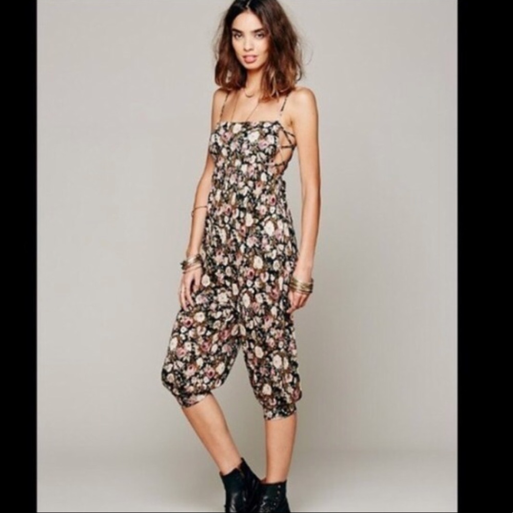 Another ISO! ISO nightcap le fluer floral jumpsuit